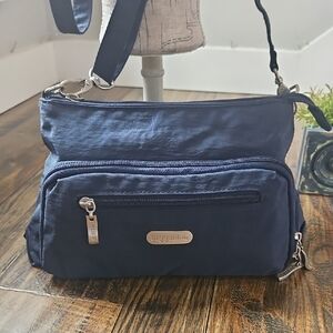 Baggallini Midnight Blue Crossbody Bag‎